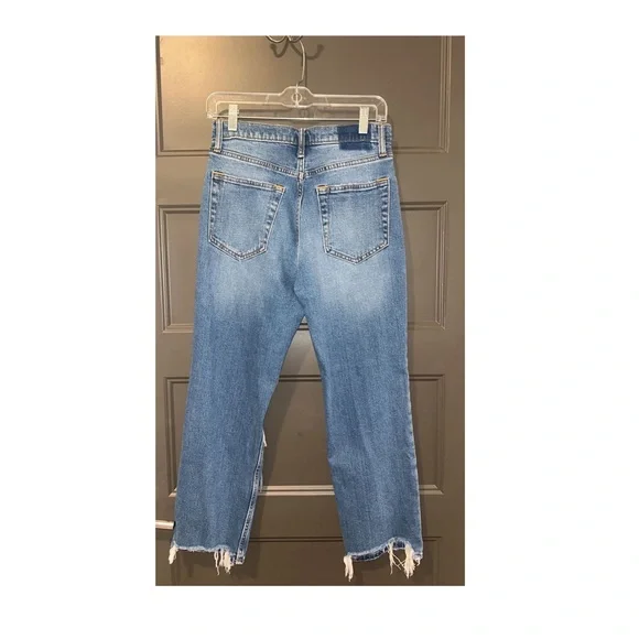 Abercrombie & Fitch distressed ankle straight ultra high rise 28/ 6R - Picture 9 of 10